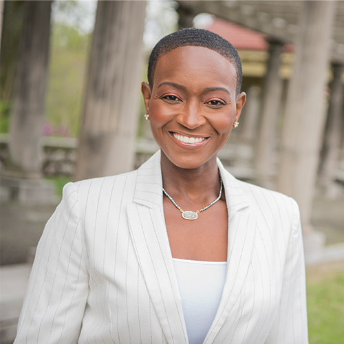 Qiana Thomason portrait